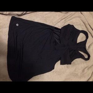 Lululemon tank with built in bra